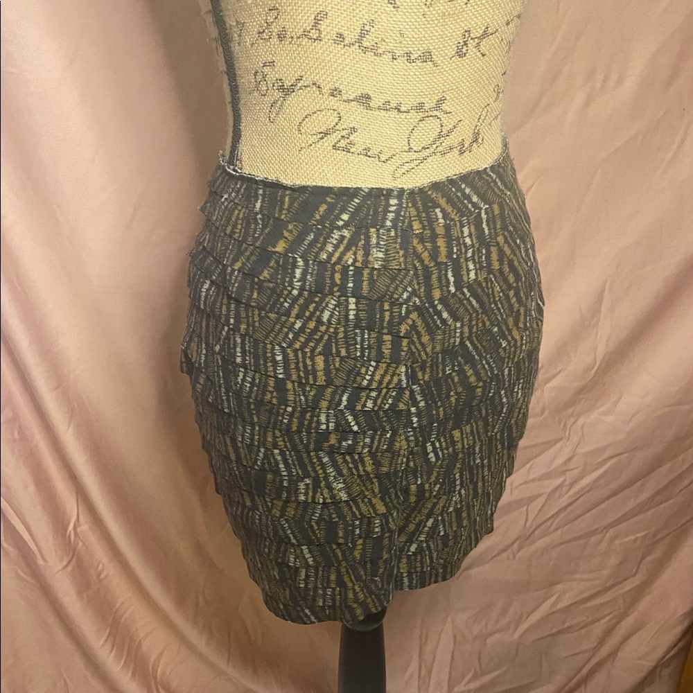 Women’s medium skirt